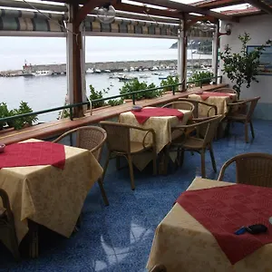 Pensionat Holidays Baia D'amalfi