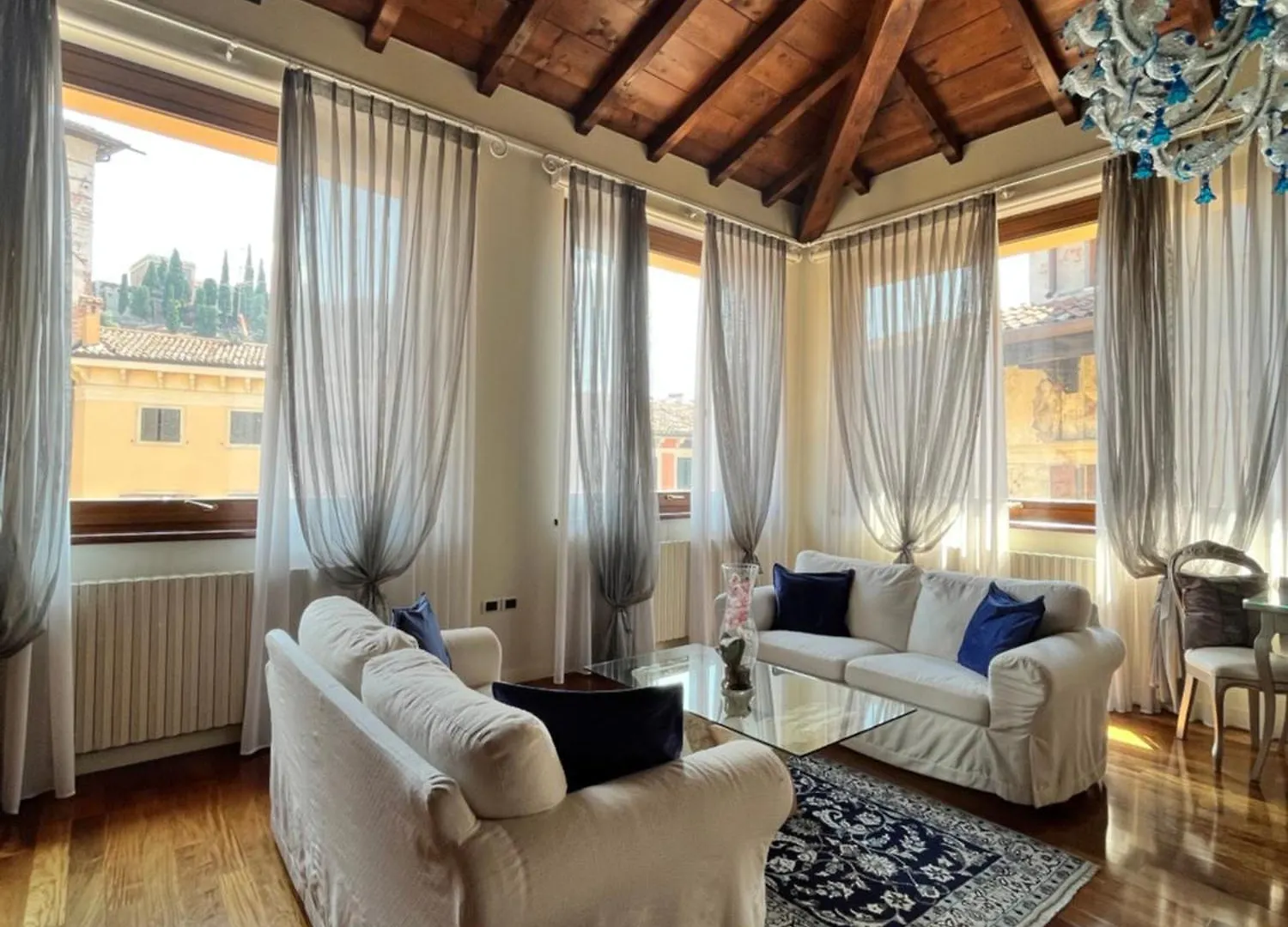 Relais Ponte Pietra 2*, Verona Italy